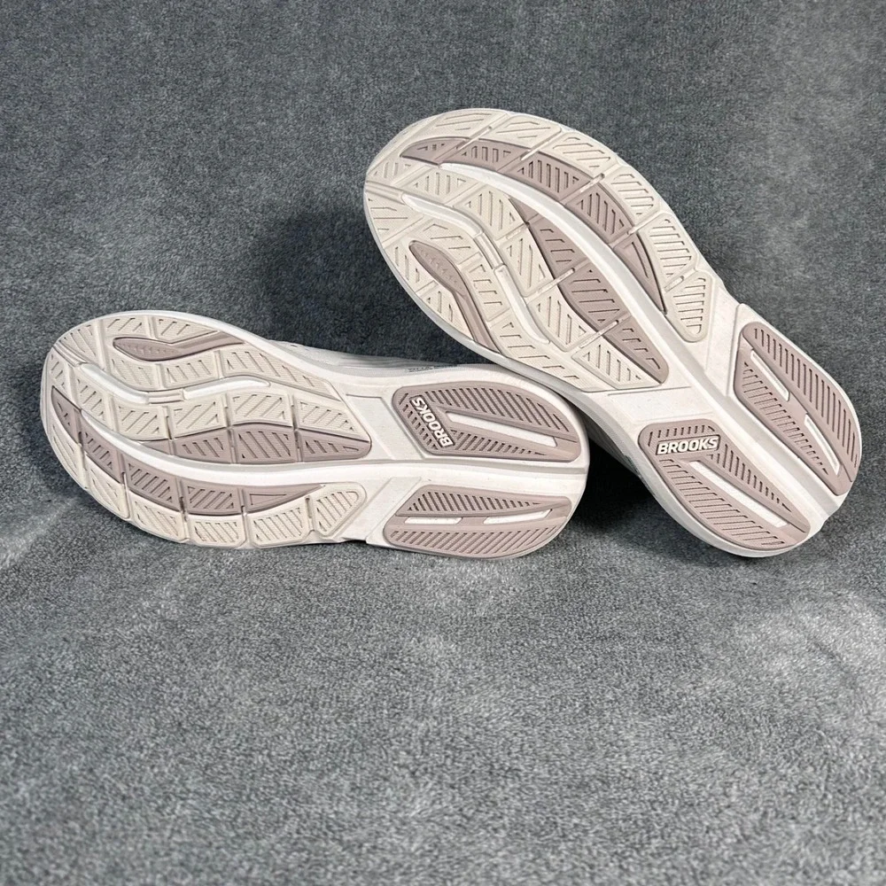 Brooks Ghost 3 Max Running Walking Shoes White Tan Oyster Mushroom Women 10.5 D